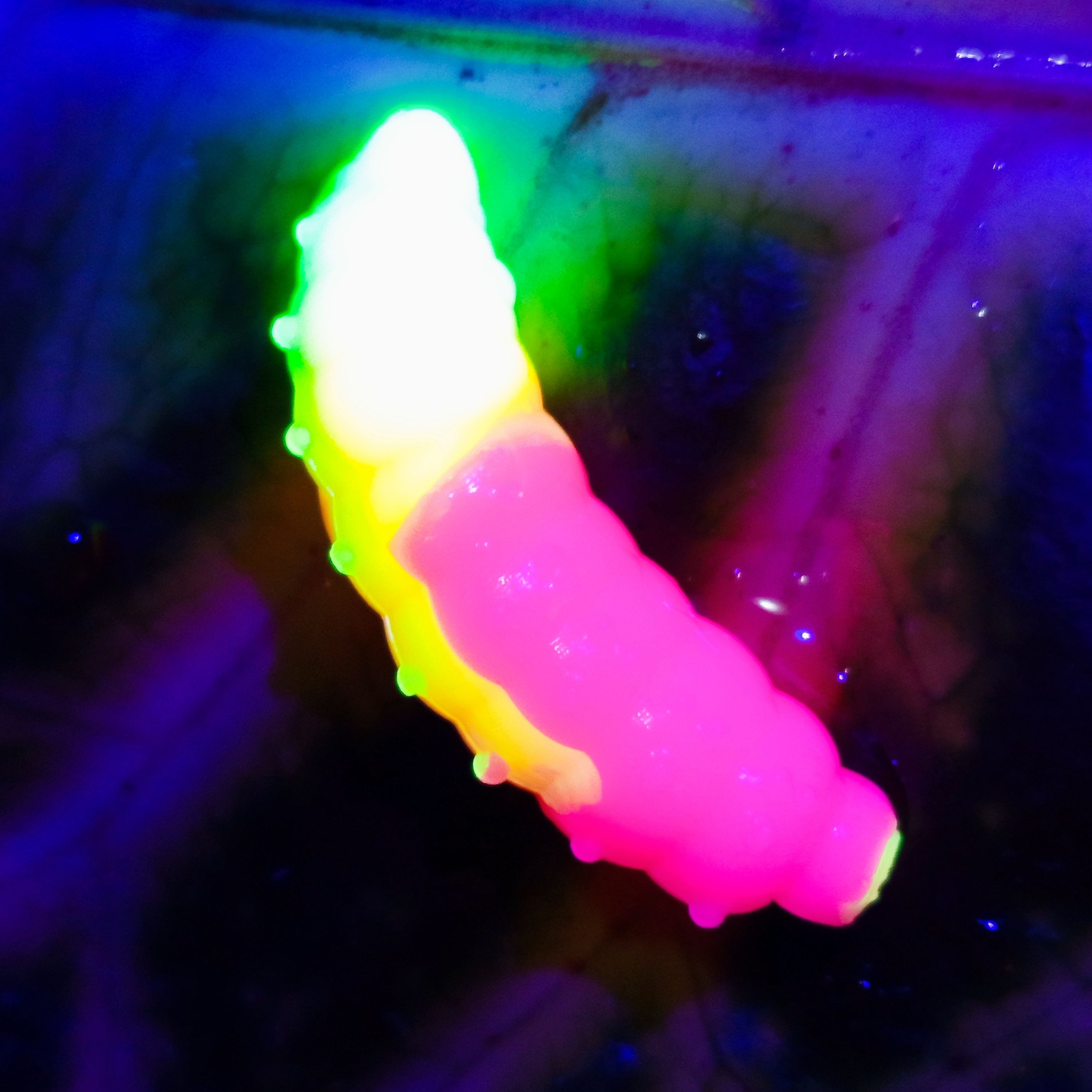 Bruncho 40 - 7ks - DB306 UV (Pink UV + Fluo Chartreuse UV)