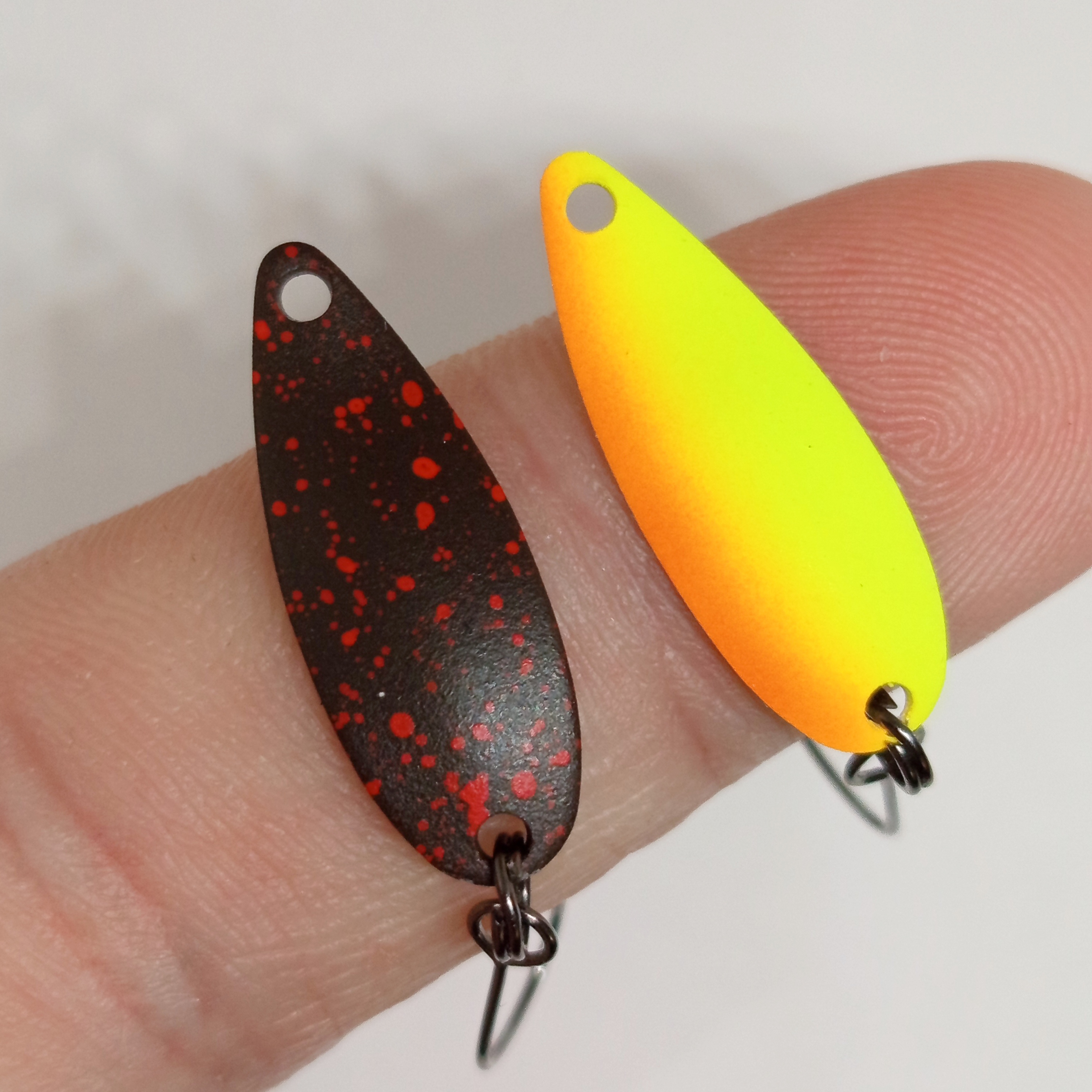 EST～0.6g～10 Zebra Orange GLOW UV